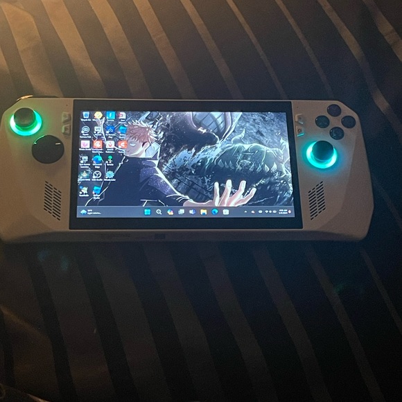 Asus Rog Ally - Picture 6 of 12